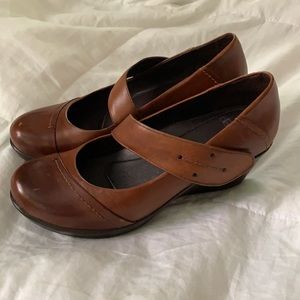 Dansko Ruby Mary Jane Wedge.